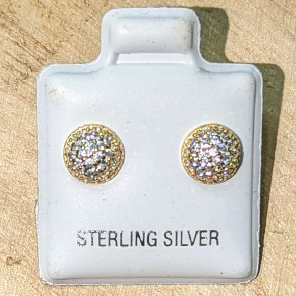🆕.925 STERLING SILVER ROUND M0ISSANITE GOLD STUD EARRINGS - UNISEX - Picture 1 of 1